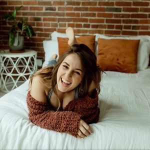 Meet your Posher, Tara